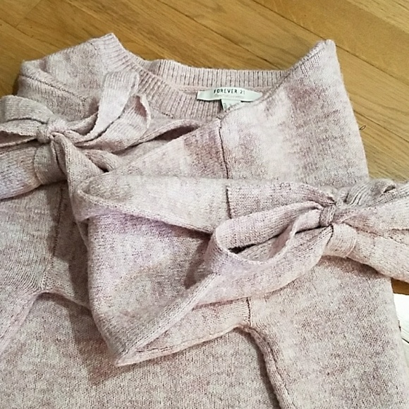 Sleeve tie sweater - Picture 6 of 6